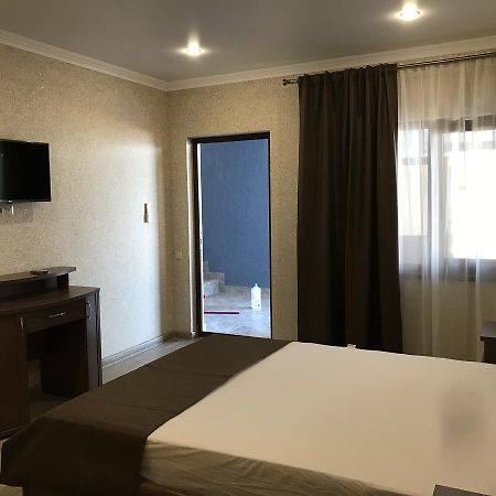 Apra Hotell Lidzava Exteriör bild