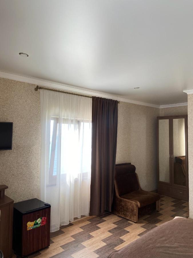 Apra Hotell Lidzava Exteriör bild