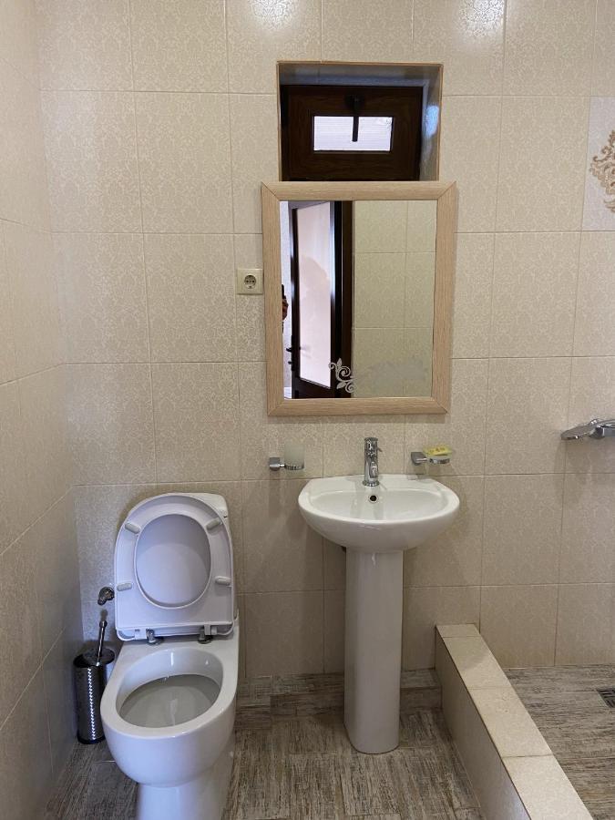 Apra Hotell Lidzava Exteriör bild
