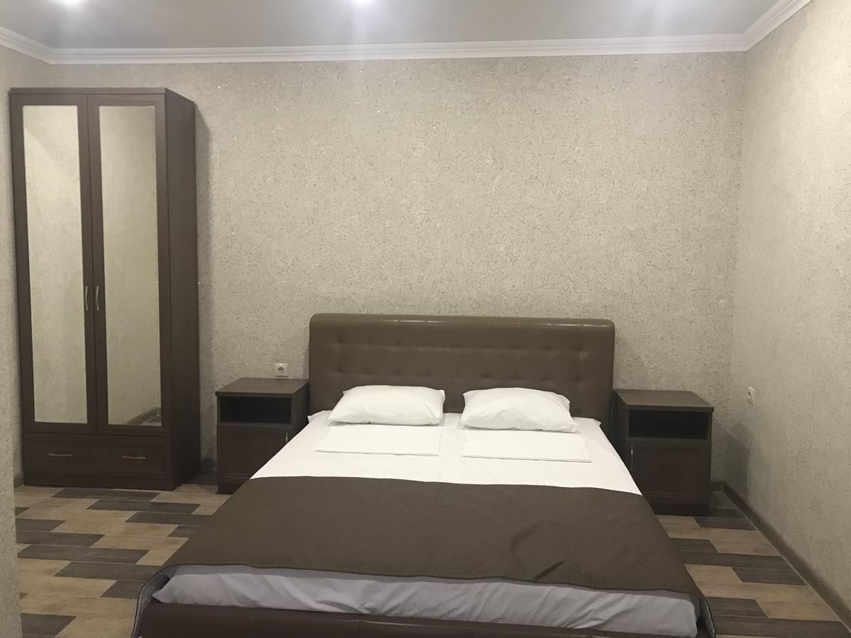 Apra Hotell Lidzava Exteriör bild