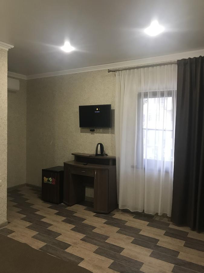 Apra Hotell Lidzava Exteriör bild
